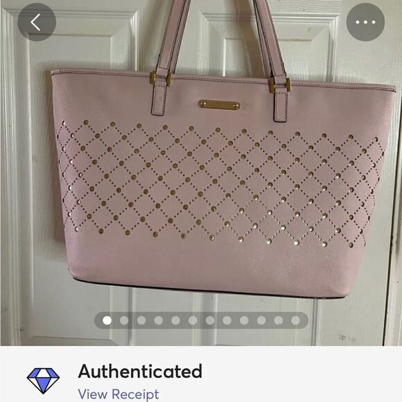Michael Kors  Carry all tote leather Blossom Pink perforated gold tone laid over - Picture 1 of 16